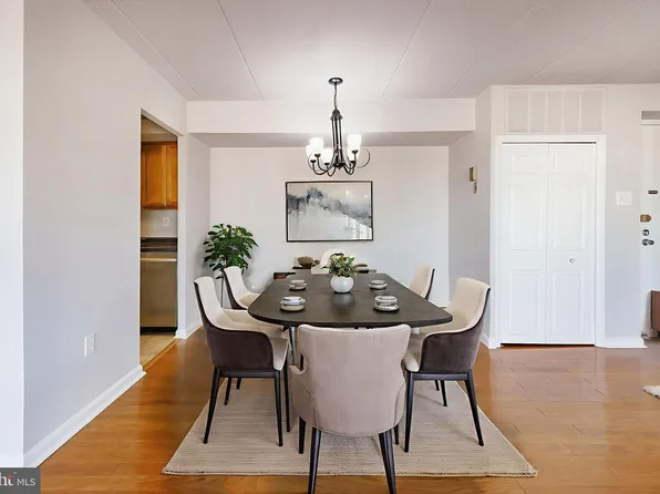 2630 Wagon Dr #294, Alexandria, VA 22303