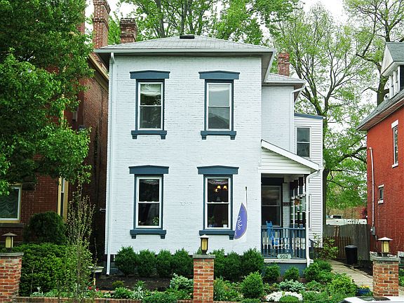 2nd image of 952 Franklin Ave