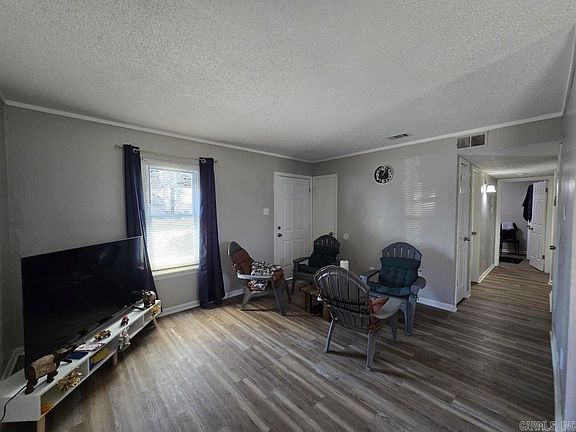 4th image of 62 Harvard Rd