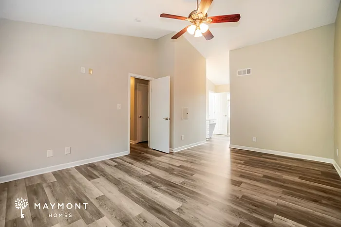 5506 Shannon Heights Blvd — Photo 10