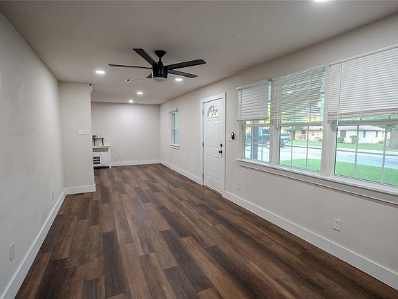 2nd image of 503 E Roosevelt Ave