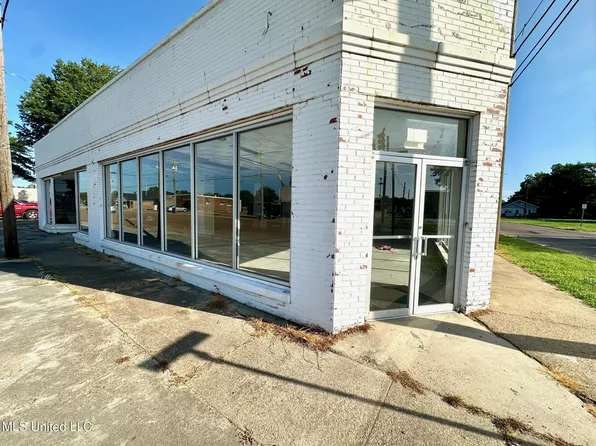 155 North St, Cleveland, MS 38732