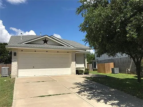 2801 Turtle River Dr Photo 1