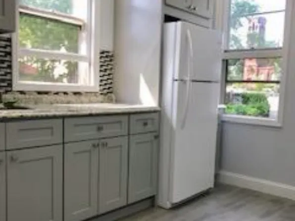 246 Elm St Floor 2, Staten Island, NY 10310