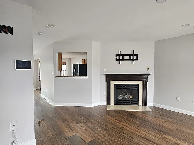 10624 Riva Pl — Photo 3