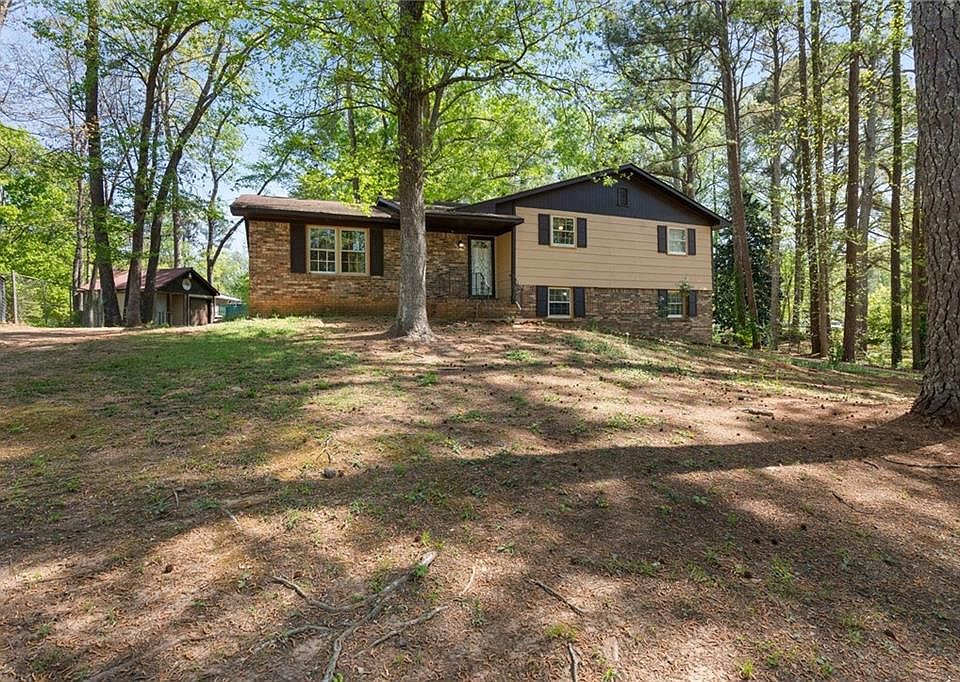 1st image of 2159 Chestnut Log Dr