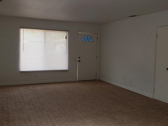 4th image of 52920 Avenida Herrera