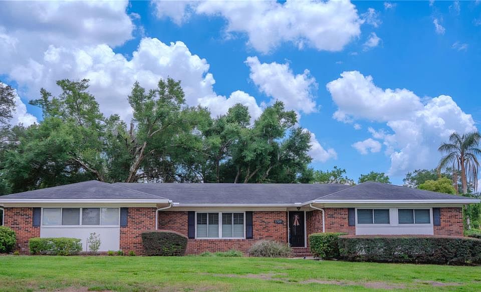 1st image of 1709 VIRGINIA COURT