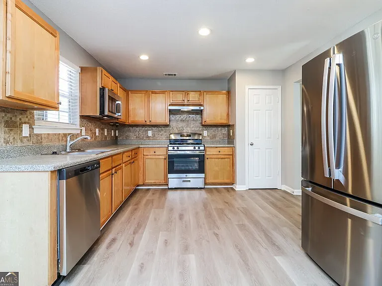 318 Baywood Way — Photo 9