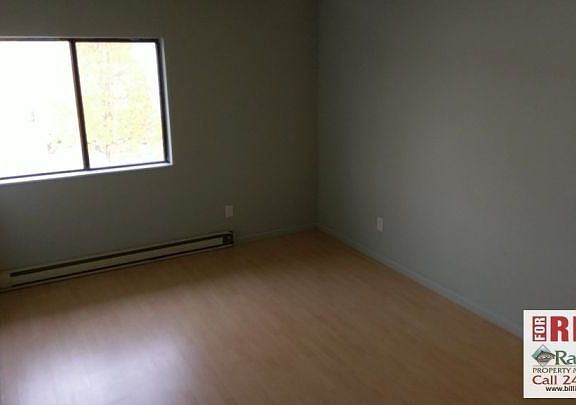 5th image of 3285 Canyon Dr Unit 33