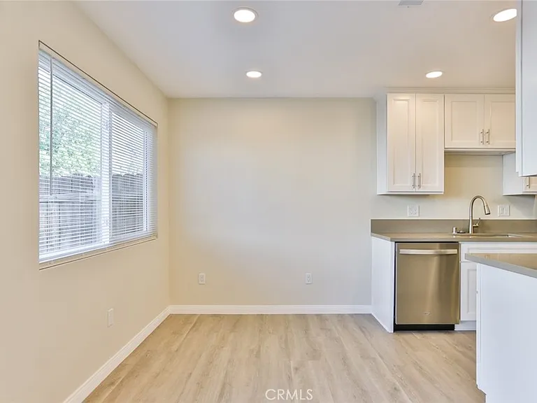 2963 Elgin Dr #C — Photo 8