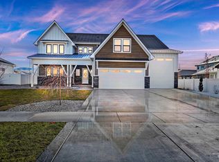 14090 Black Pne, Garden City, ID 83714