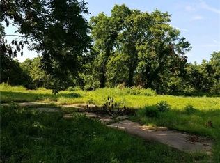 303 S Court Dr, Natchitoches, LA 71457