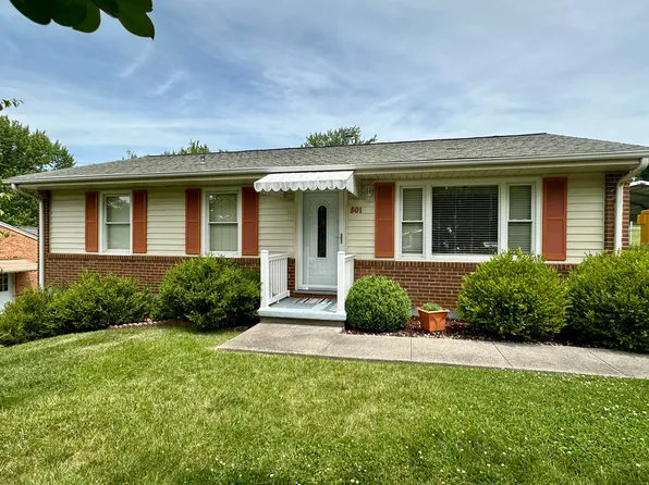 501 Holiday Rd, Vinton, VA 24179