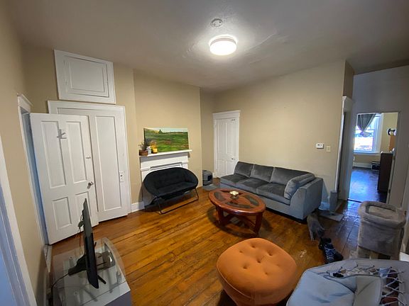 5th image of 2607 Glendora Ave