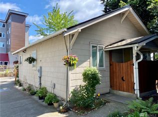 9028 17th Ave SW, Seattle, WA 98106