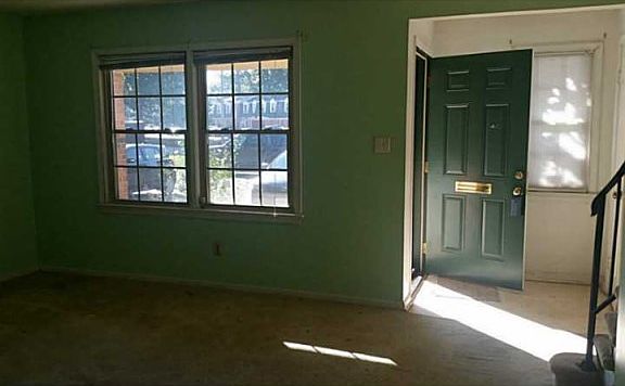 5th image of 398 Deputy Ln Unit D