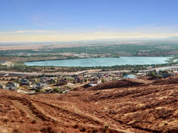 30540240 Tierra Subida Ave, Palmdale, CA 93551