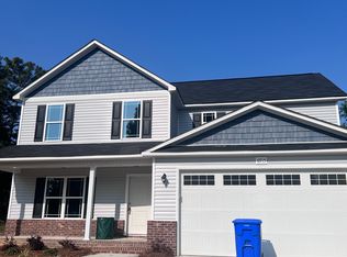 6915 Wickersham Rd, Fayetteville, NC 28314