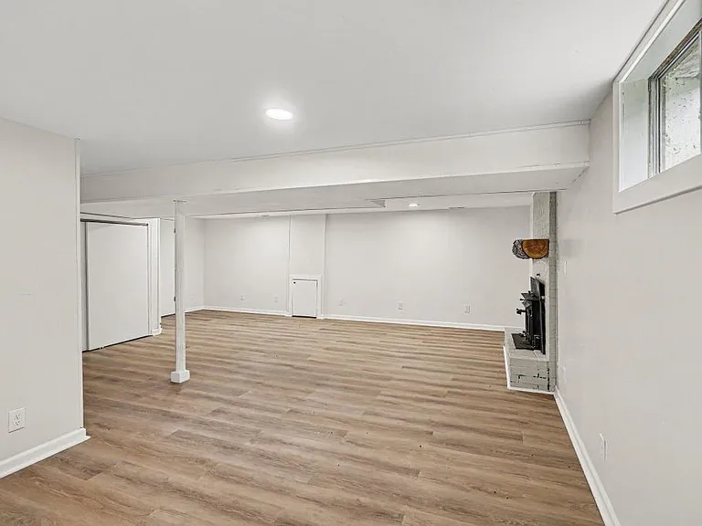 3709 NE Grant St — Photo 10