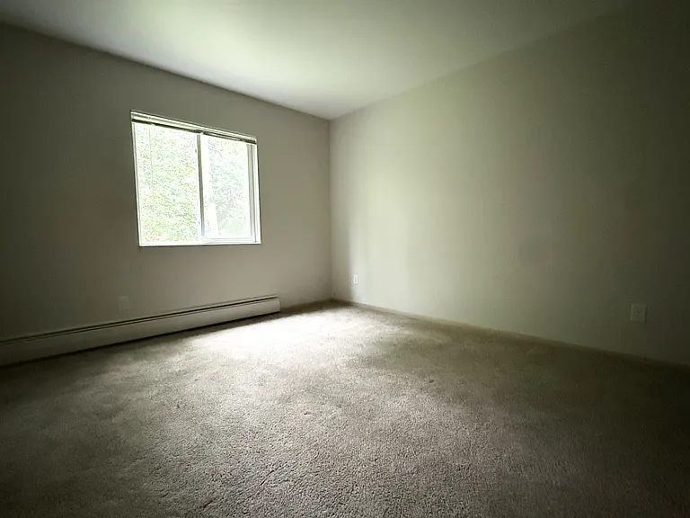 2050 Allen Blvd #5 — Photo 5