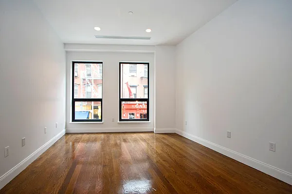 Rented by Town Residential | media 27