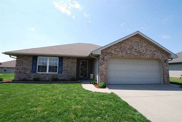 1st image of 3765 Leawood Dr
