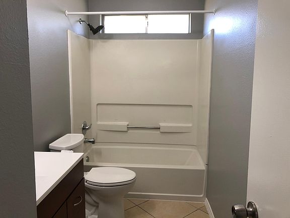 4th image of 3445 Van Ness Dr
