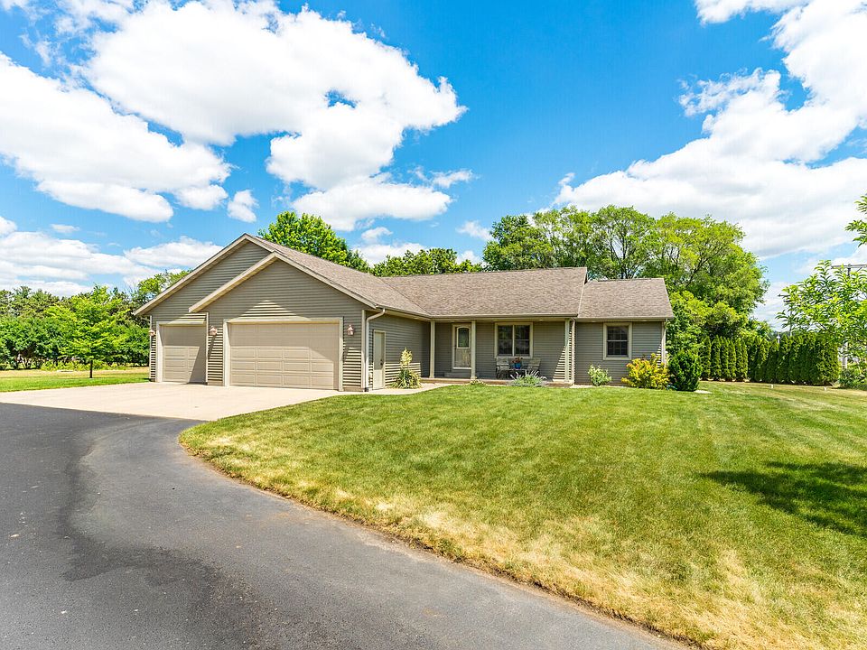 1st image of N5428 Eagle Circle Ln E