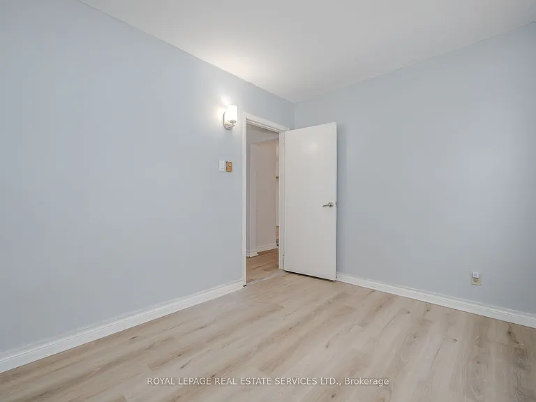 3209 Bronte Rd — Photo 18