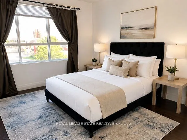 26 Wellington St #402 — Photo 13