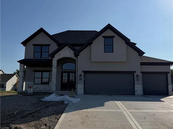 2308 Foxtail Dr, Kearney, MO 64060
