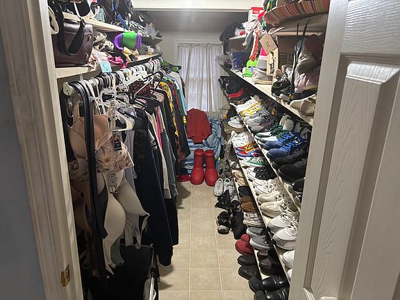 Master room closet