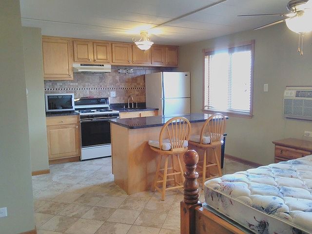 1st image of 5568 S Archer Ave #3B