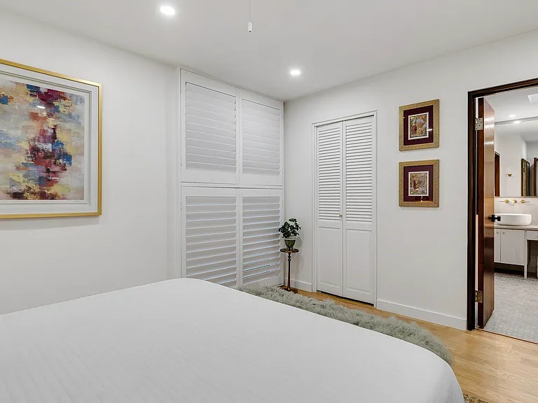 7158 Joyce Way — Photo 18