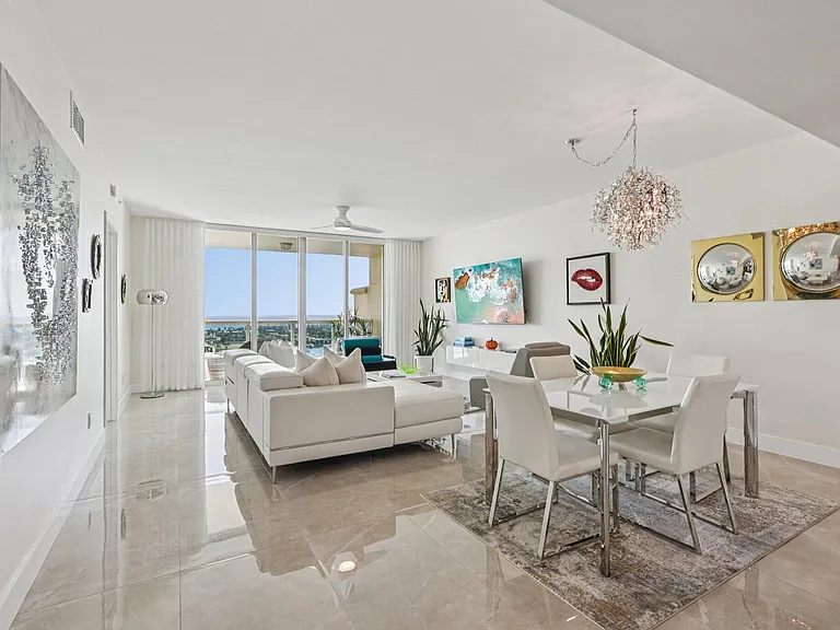 2640 Lake Shore Dr #2312 — Photo 5