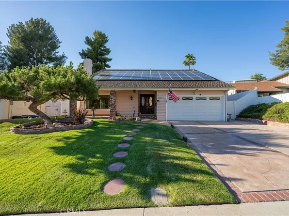 29084 Lillyglen Dr, Santa Clarita, CA 91387