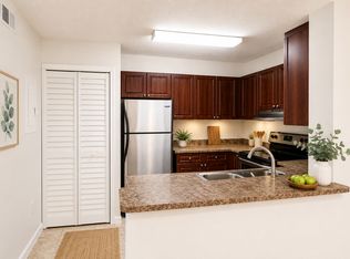 351 Palm Way APT 204, Hollywood, FL 33025