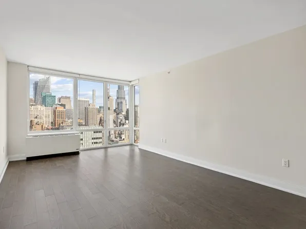 125 W 31st St, New York, NY