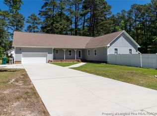 111 Bee Gee Rd, Lumberton, NC 28358