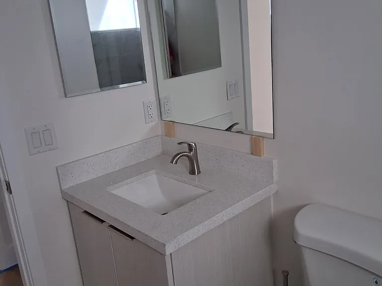 1904 SW 17th Ave #10 — Photo 5