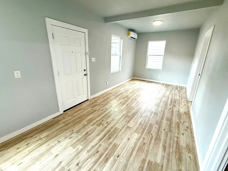 2702 Observation Dr #1 — Photo 5