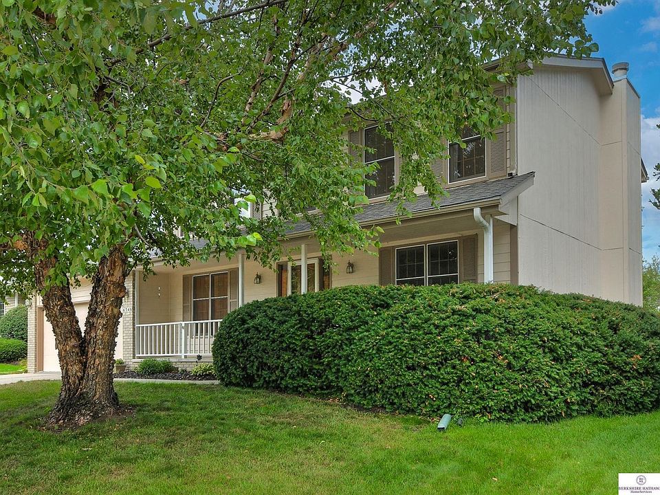 1st image of 6346 N 105th St