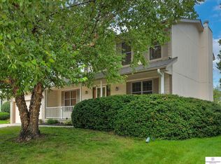 6346 N 105th St, Omaha, NE 68134