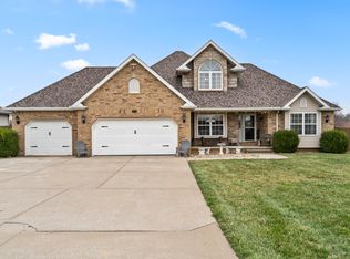 908 Bluegrass St, Strafford, MO 65757