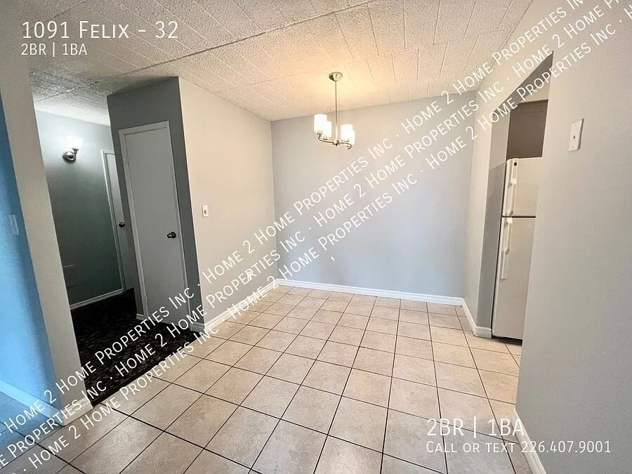 Large 2 Bedroom Apartment in West Windsor — Photo 4