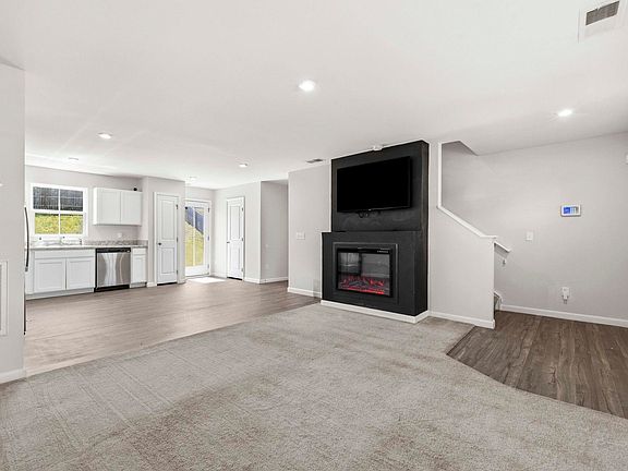 4th image of 259 Ralston Rd