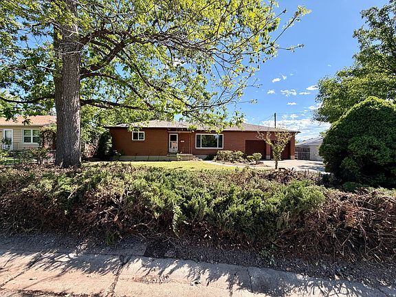 2nd image of 1144 E Hillview Dr