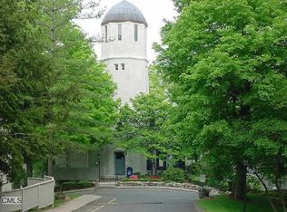 1 Stebbins Close, Ridgefield, CT 06877