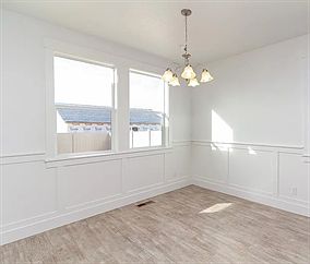 5th image of 2202 N Windmill Way